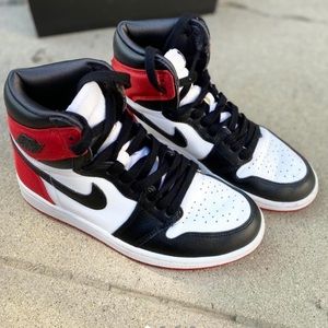 Satin Black Toe 1s